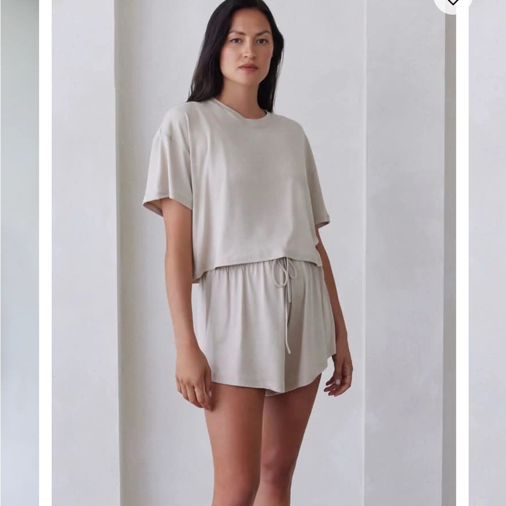 Bumpsuit Cloud Crop Tee